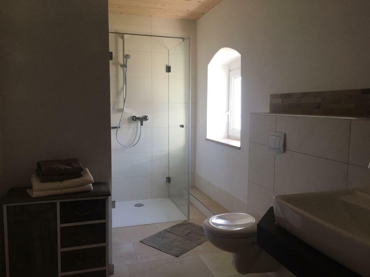 Ferienwohnung Zum Dorfwirt Riedenburg Esterno foto